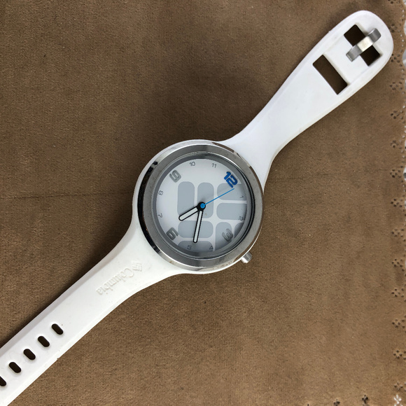 Columbia Sports Wear Sports Watch White Gray Blue